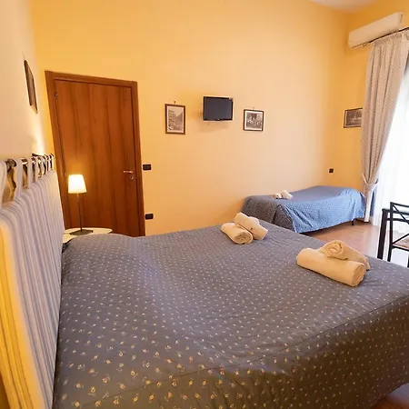 Medina H. Centro, By Clapa Group 2*