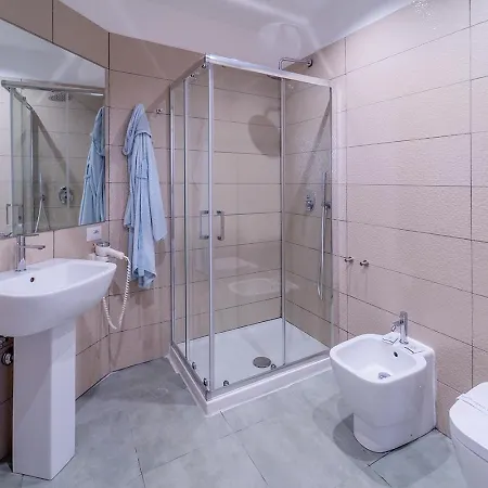 Medina H. Centro, By Clapa Group 2* Naples